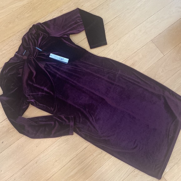 Elie Tahari TWIST NECK VELVET DRESS - Picture 5 of 8